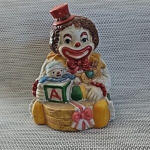 Vintage Ceramic Musical Clown Figurine from the 1970s Wind-Up Music Box